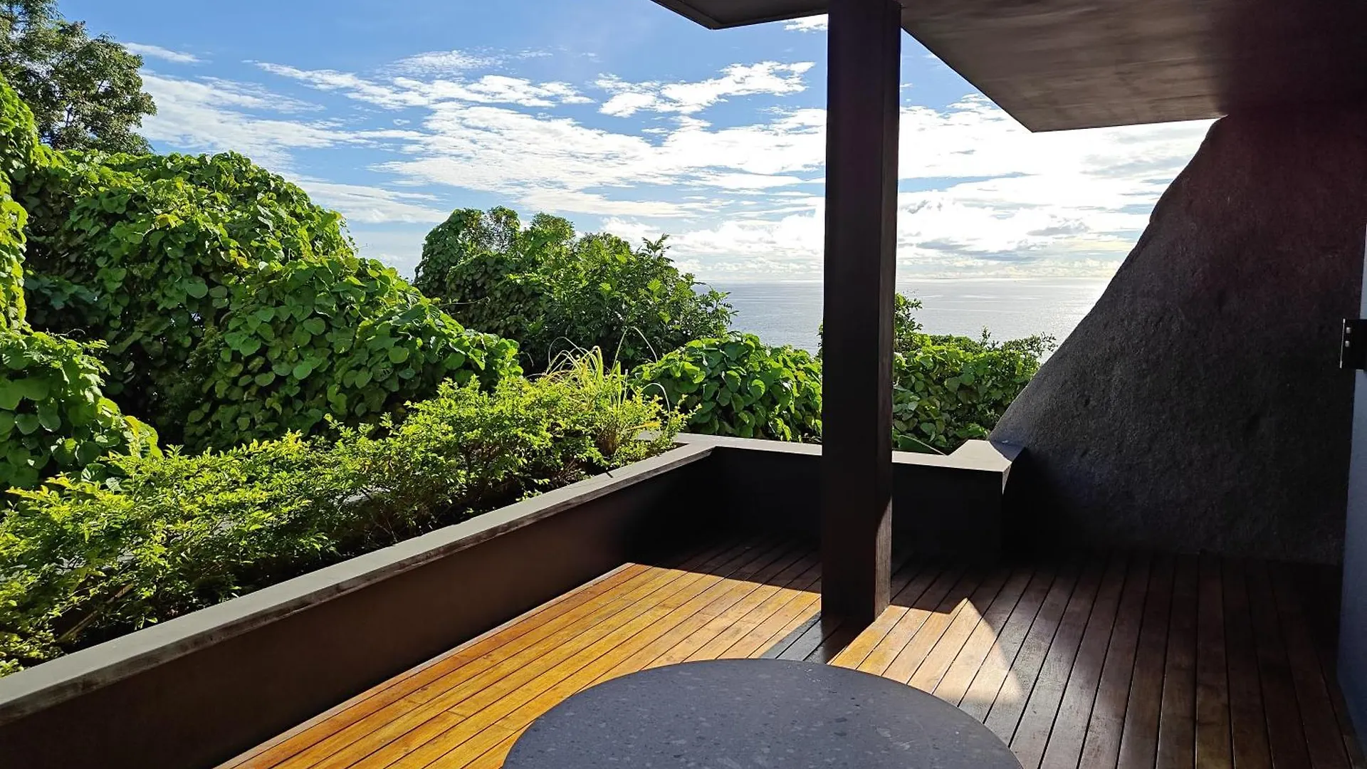 Maison Gaia Seychelles, Unobstructed Views Over The Ocean And Into The Sunset Glacis  Villa Glacis (Mahe)